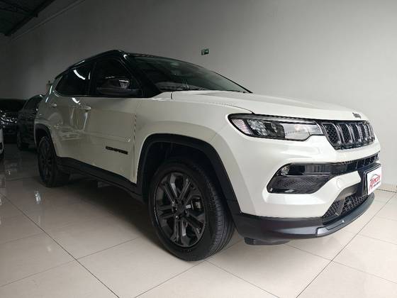JEEP COMPASS 1.3 T270 TURBO FLEX LONGITUDE AT6